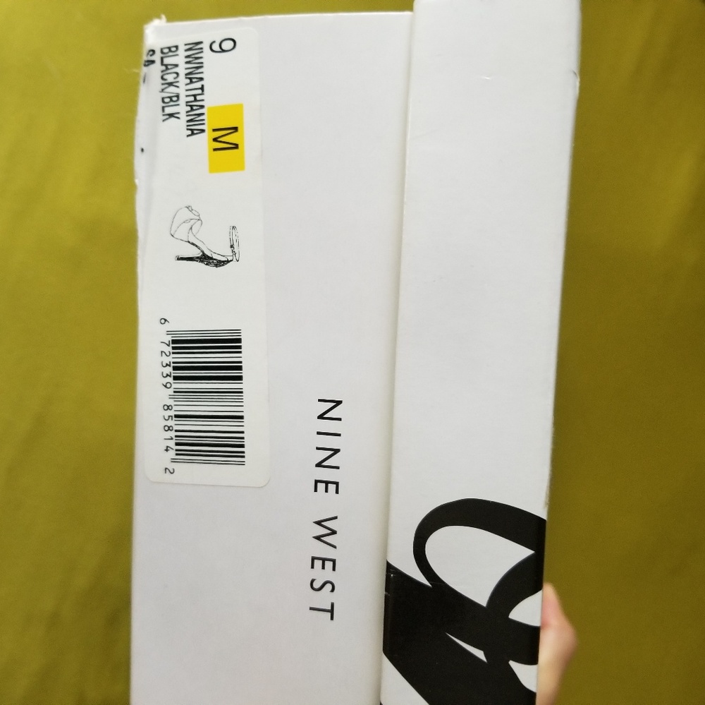 Brand new Nine West pumps